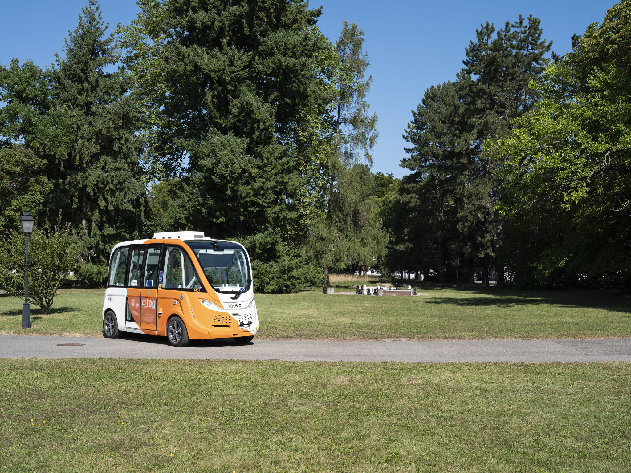 Automated vehicles enhancing mobility services in MaaS context